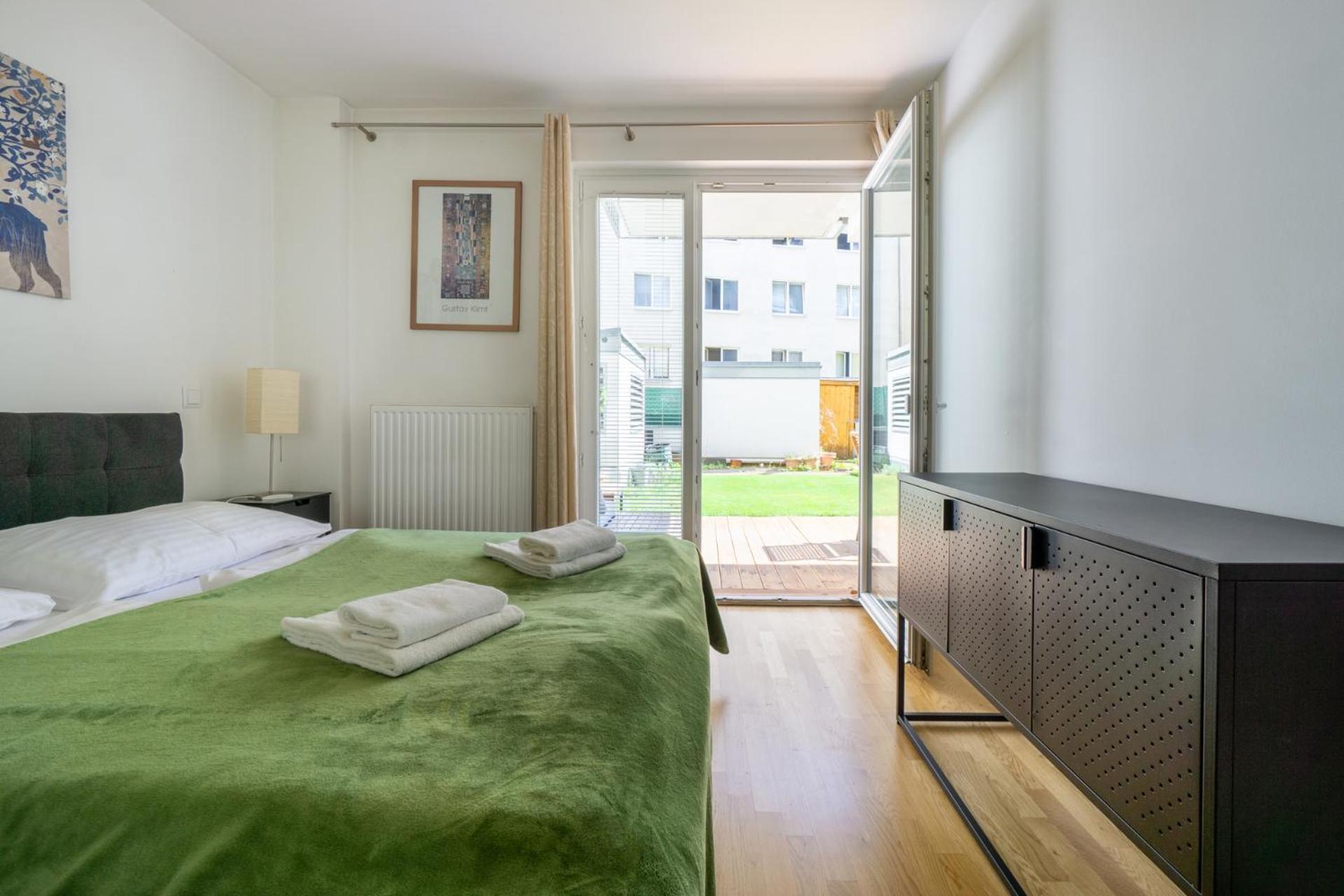 Apartment With Garden Close To Stadthalle, Westbahnhof Vienna Exterior photo