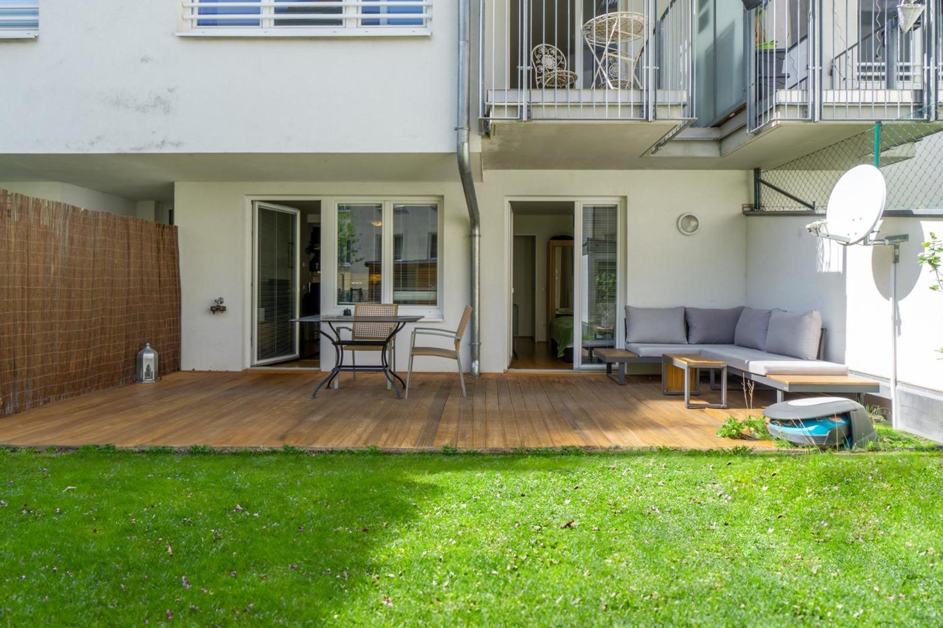 Apartment With Garden Close To Stadthalle, Westbahnhof Vienna Exterior photo